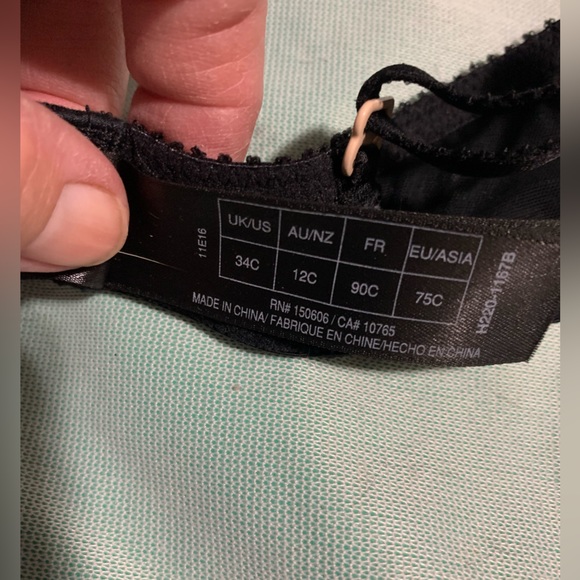 Heidi by Heidi Klum Super Boost Geometric-Lace Bra size 34C - Picture 4 of 6